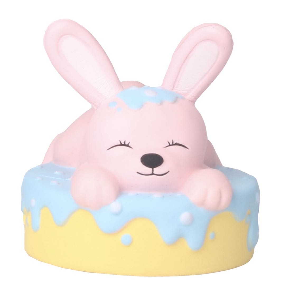 蛋糕兔子  
